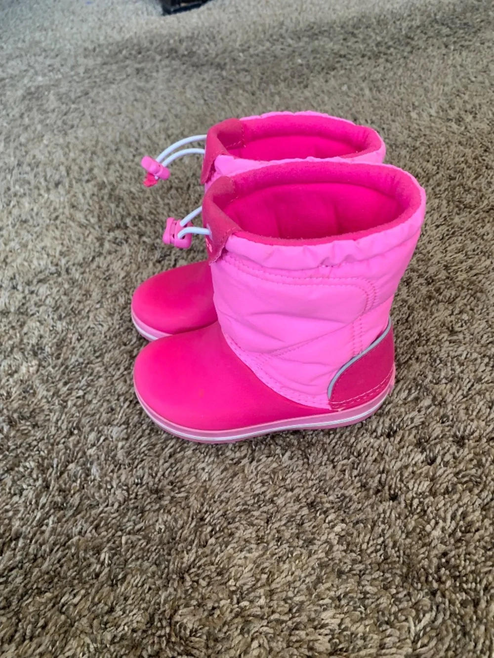 Crocs Two tone Pink Snow Boots Girls Sz.9 Play Fall Winter Shoes Outwear